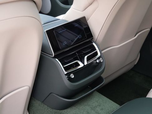 New 2026 Bentley Flying Spur Plug-In Hybrid AWD/4WD image 20