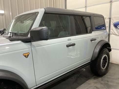 Used 2022 Ford Bronco Badlands w/ Sasquatch Package image 5