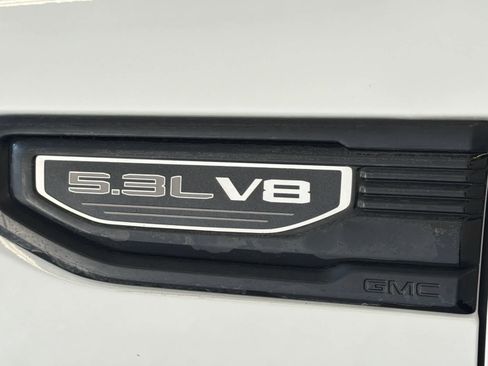 Used 2021 GMC Sierra 1500 Elevation w/ Preferred Package image 10