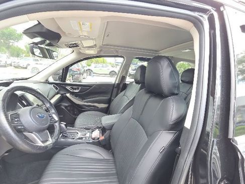 Used 2022 Subaru Forester Limited AWD/4WD image 5