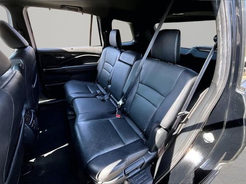 Used 2021 Honda Passport Touring image 18