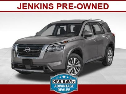 Used 2025 Nissan Pathfinder SL w/ Lighting Package (N92)