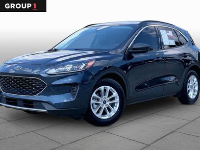 Used 2022 Ford Escape SE w/ Convenience Package