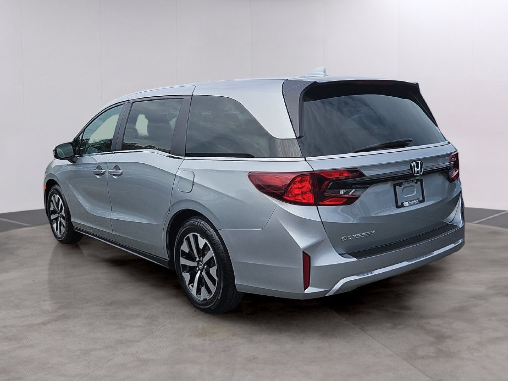 Used 2025 Honda Odyssey EX-L image 6