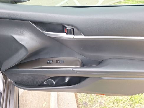 Used 2023 Toyota Camry SE image 34