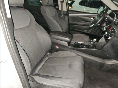 Used 2019 Hyundai Santa Fe SE image 22