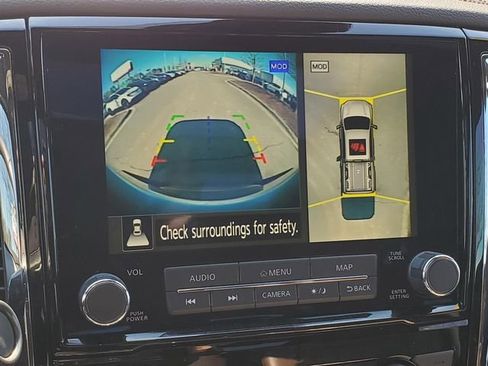 Used 2024 Nissan Titan Platinum Reserve w/ Moonroof Package image 28