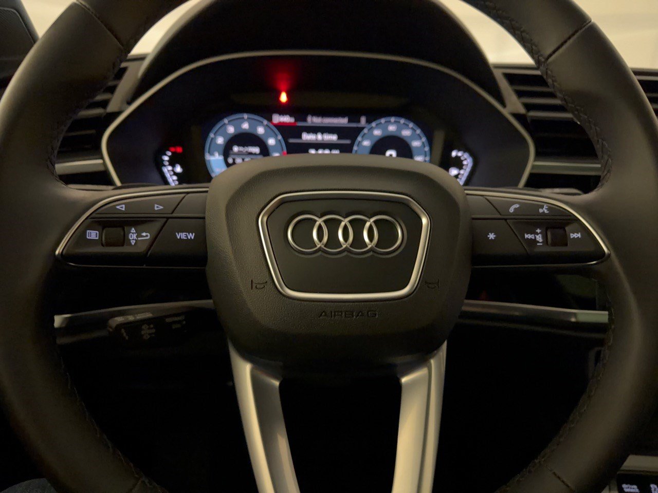 Used 2025 Audi Q3 2.0T Premium w/ Convenience Package AWD/4WD image 10