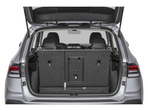 New 2026 Volkswagen Taos SE FWD image 8
