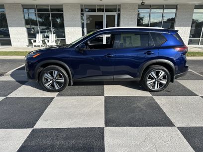 Used 2025 Nissan Rogue SL w/ SL Premium Package
