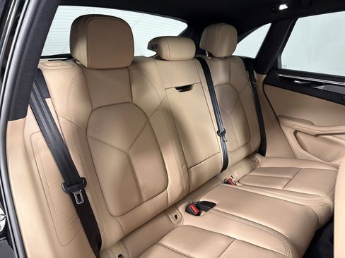 Certified 2022 Porsche Macan S w/ Premium Package Plus AWD/4WD image 22
