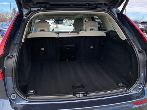 Used 2023 Volvo XC60 B5 Plus w/ Climate Package image 25