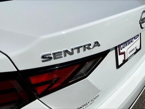 Used 2025 Nissan Sentra SV FWD image 26