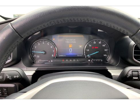 Used 2022 Ford Explorer XLT w/ Equipment Group 202A AWD/4WD image 19