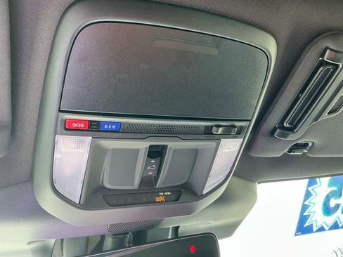 Used 2025 Subaru Forester Limited w/ Protection Package image 36