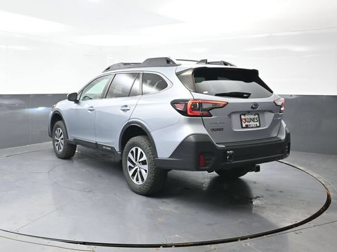 Used 2021 Subaru Outback Premium w/ Popular Package #1 AWD/4WD image 11