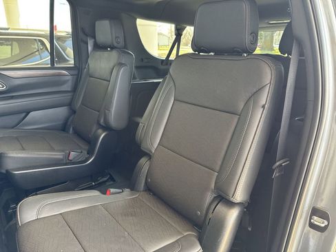 Certified 2024 Chevrolet Suburban High Country w/ Advanced Technology Package image 25