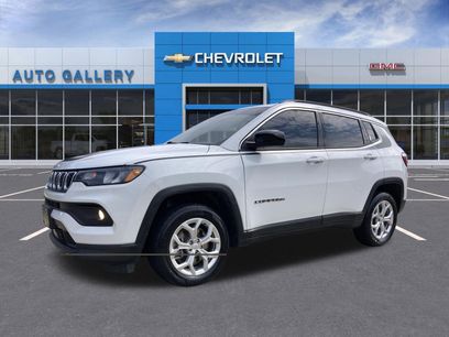 Used 2024 Jeep Compass Latitude w/ Mopar Graphics Package