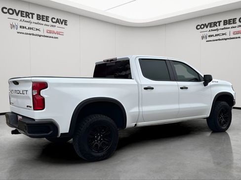 Used 2024 Chevrolet Silverado 1500 ZR2 w/ LPO, Dark Essentials Package image 10