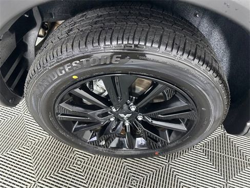 New 2025 Mitsubishi Eclipse Cross LE image 12