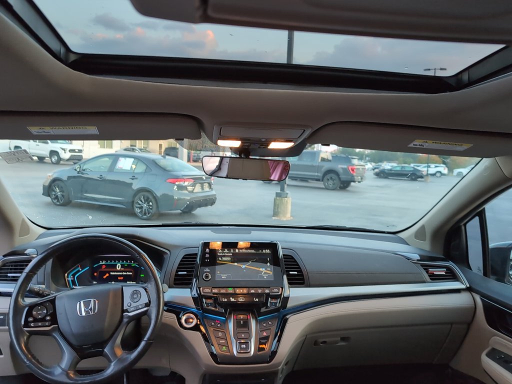 Used 2019 Honda Odyssey Elite image 14