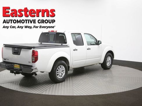 Used 2019 Nissan Frontier SV image 41