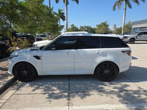 Used 2022 Land Rover Range Rover Sport HSE Dynamic AWD/4WD image 4
