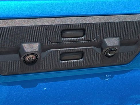 Certified 2023 GMC Sierra 1500 AT4 w/ AT4 Premium Package image 15