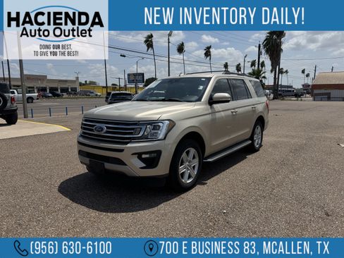 Used 2018 Ford Expedition XLT w/ Equipment Group 202A RWD image 1