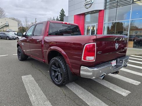 Used 2017 RAM 1500 Laramie w/ Convenience Group image 9