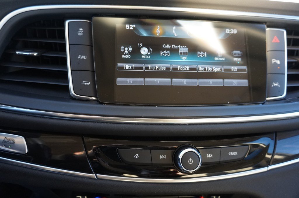 Used 2018 Buick Enclave Premium w/ Trailering Package AWD/4WD image 12