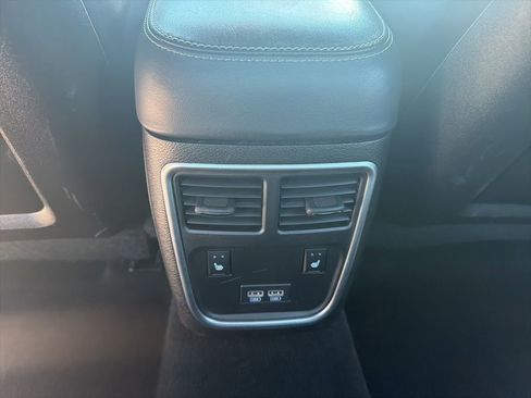 Used 2020 Dodge Charger Scat Pack RWD image 11