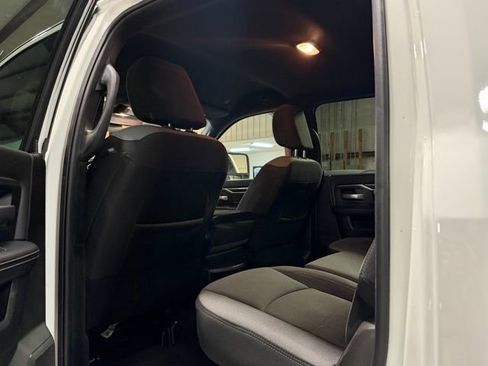 Used 2024 RAM 3500 Big Horn image 9