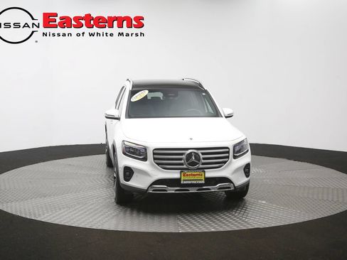 Used 2025 Mercedes-Benz GLB 250 w/ Exclusive Package image 54