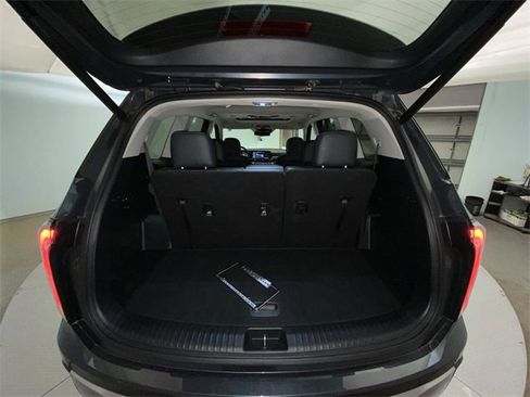 Used 2024 Kia Telluride EX w/ EX Captain's Chair Package image 25