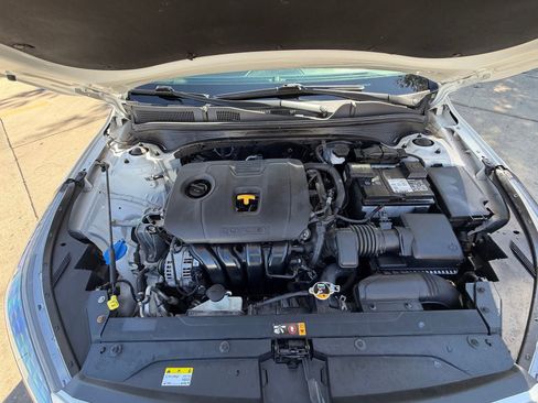 Used 2022 Kia Forte GT-Line image 40