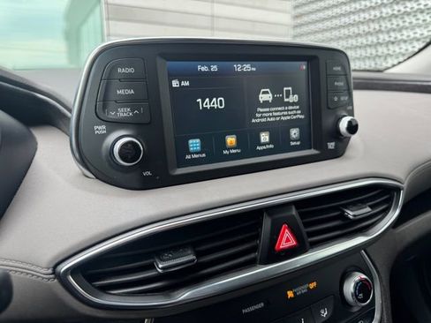 Used 2020 Hyundai Santa Fe SEL image 16