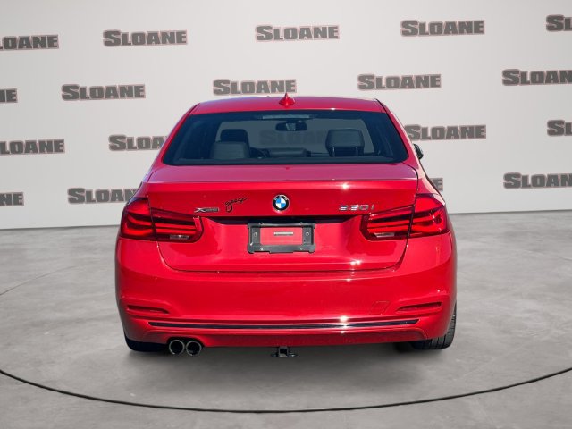 Used 2018 BMW 330i xDrive Sedan w/ Premium Package AWD/4WD image 4