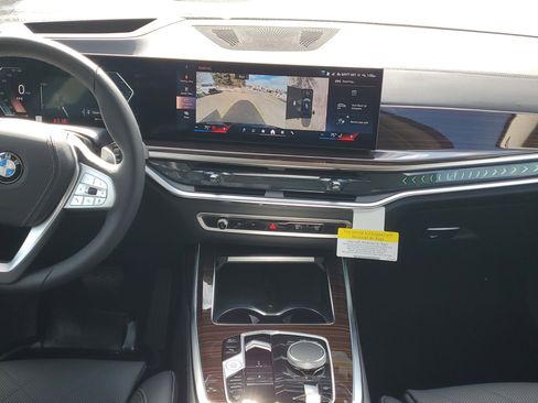 New 2026 BMW X7 xDrive40i w/ Premium Package image 22
