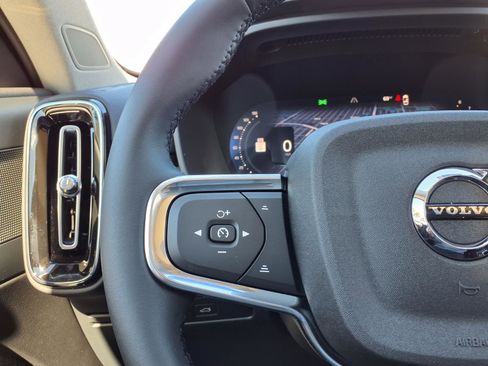 New 2026 Volvo XC40 B5 Plus w/ Protection Package Premier image 18