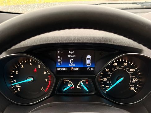 Used 2017 Ford Escape Titanium AWD/4WD image 31
