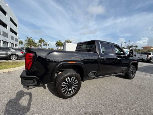 Used 2024 GMC Sierra 2500 Denali Ultimate AWD/4WD image 15