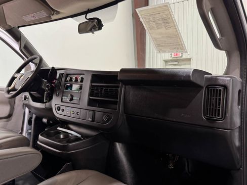Used 2020 Chevrolet Express 2500 w/ Driver Convenience Package RWD image 10