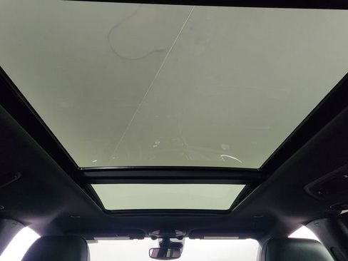 New 2026 Chrysler Pacifica Limited w/ S Appearance Package image 38