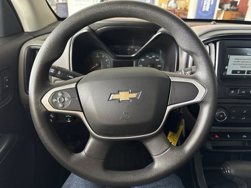 Used 2018 Chevrolet Colorado W/T w/ WT Convenience Package AWD/4WD image 11