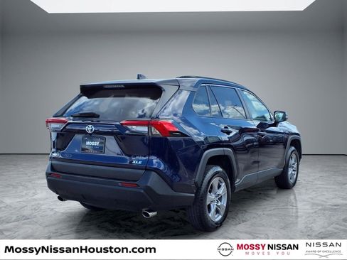 Used 2023 Toyota RAV4 XLE w/ XLE Grade Weather Package AWD/4WD image 7