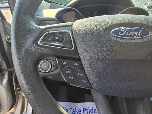 Used 2017 Ford Escape S FWD image 23