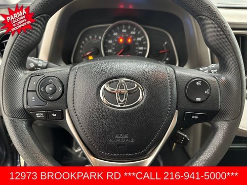 Used 2014 Toyota RAV4 LE AWD/4WD image 11