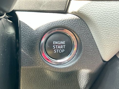 Certified 2025 Toyota RAV4 XLE FWD image 19