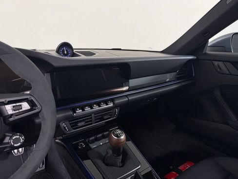 Certified 2026 Porsche 911 Carrera T RWD image 24